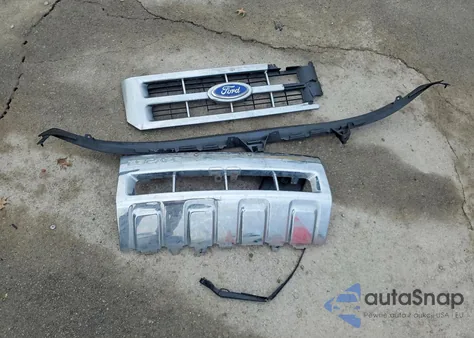 2011 Ford Escape Limited z USA, uszkodzony, nr VIN 1FMCU9EG0BKC66018